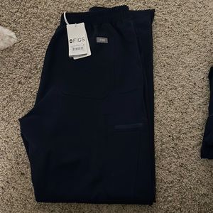 Figs Yola Scrub Pant petite size medium NAVY